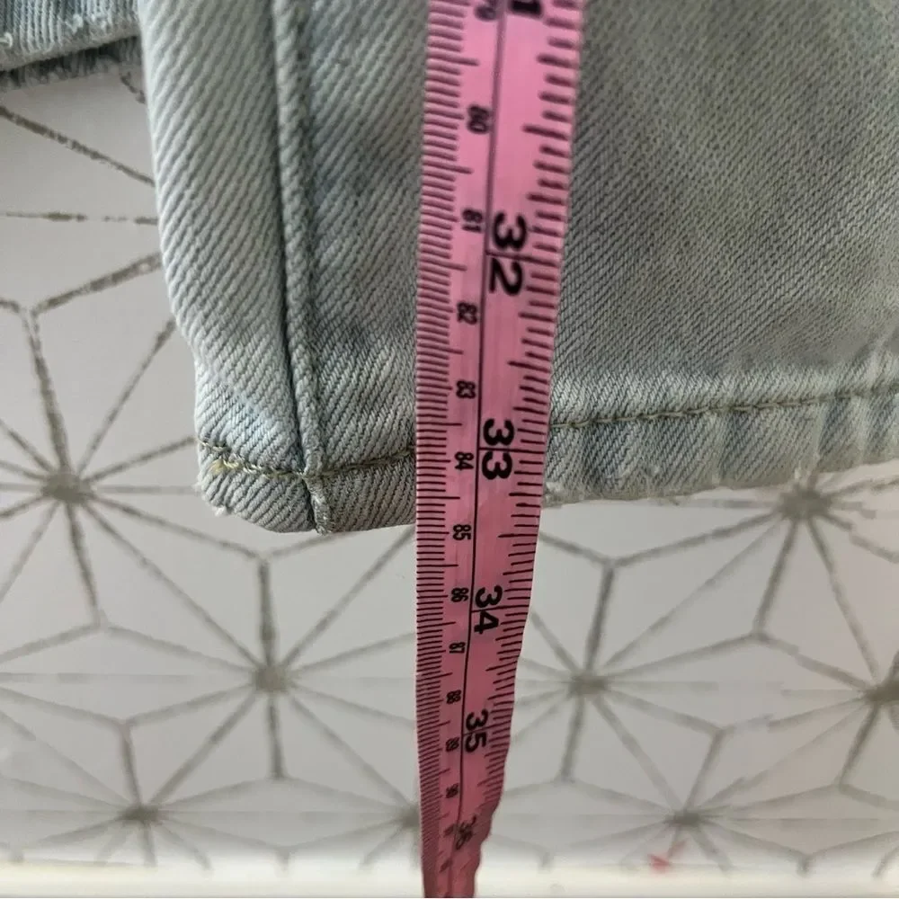 KanCan Light Wash High Rise Straight Jean Distressed
